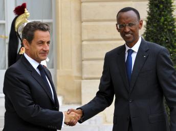 kagame_in_champs_elysees.jpg